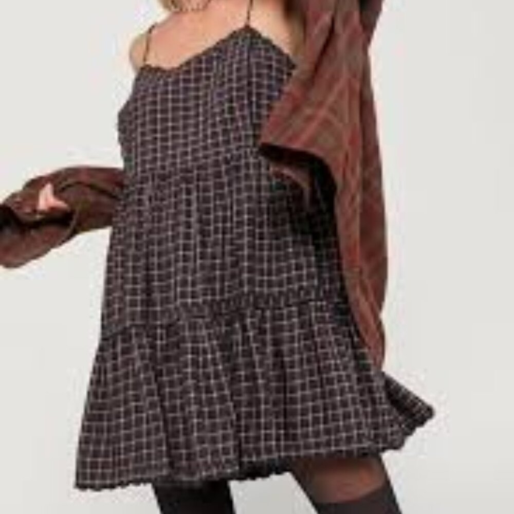 UO Hanna Rayon Scallop Babydoll brown plaid Mini Dress soft grunge